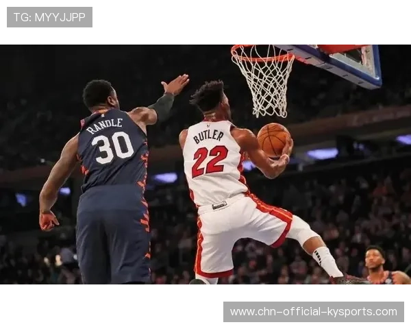 巴特勒关键防守抢断后反击上篮得手，热火将局势翻转